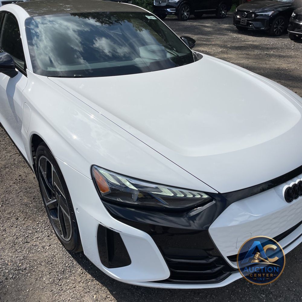 2023 Audi e-tron GT RS