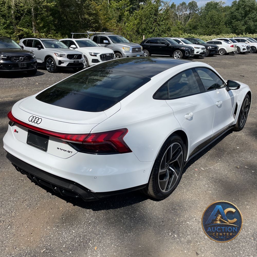 2023 Audi e-tron GT RS