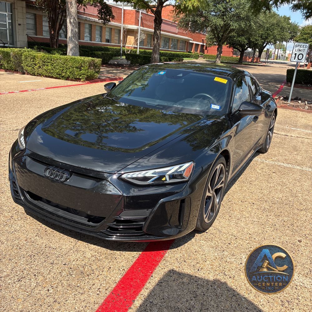 2023 Audi e-tron GT Premium Plus