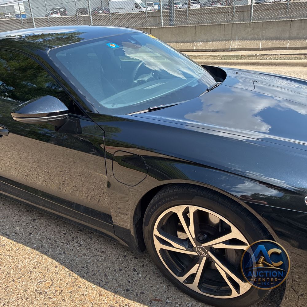 2023 Audi e-tron GT Premium Plus