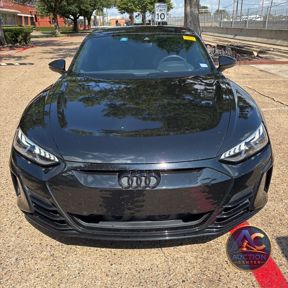 2023 Audi e-tron GT Premium Plus