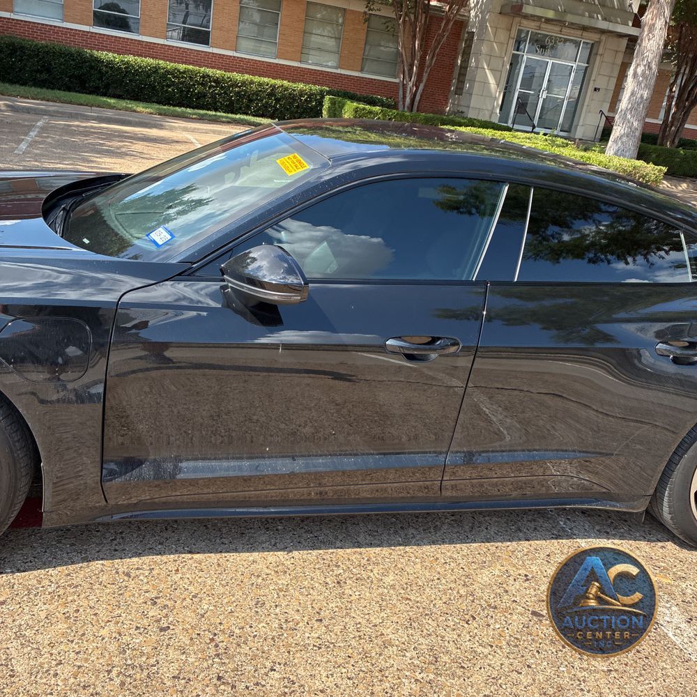 2023 Audi e-tron GT Premium Plus