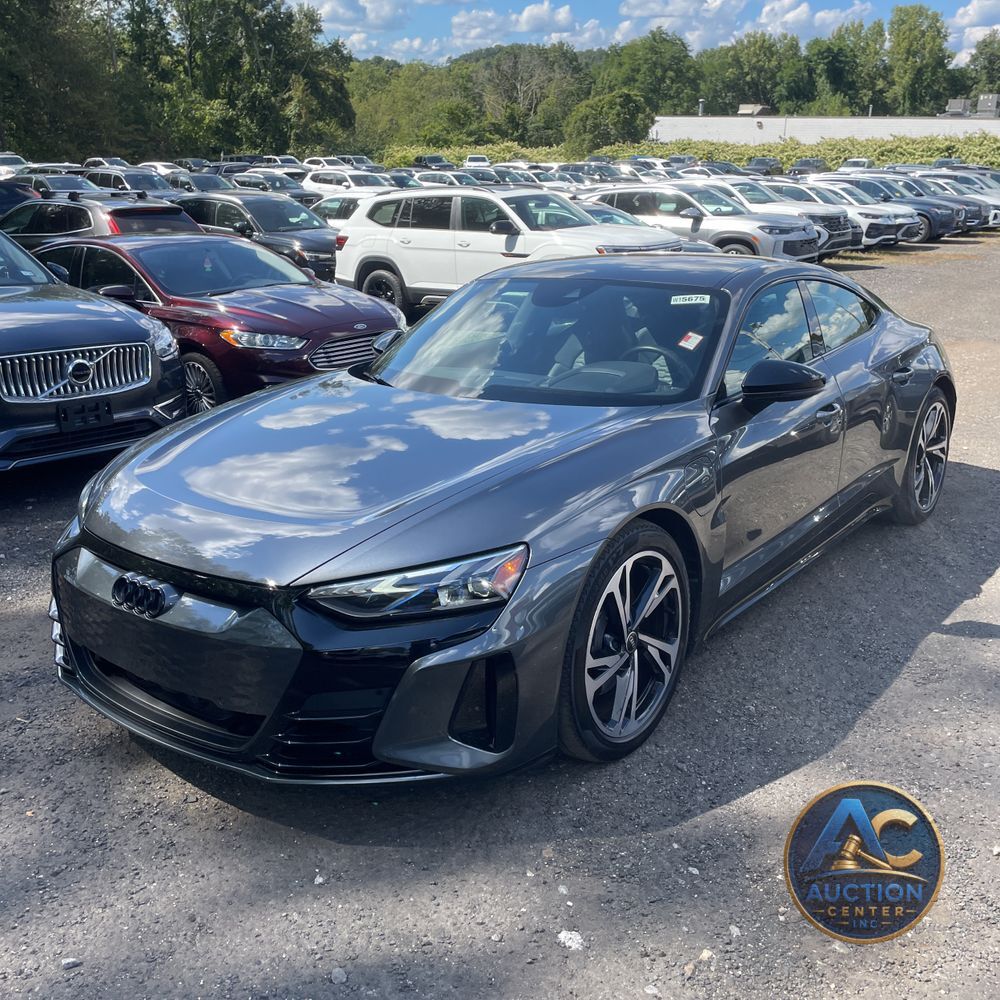 2023 Audi e-tron GT Premium Plus