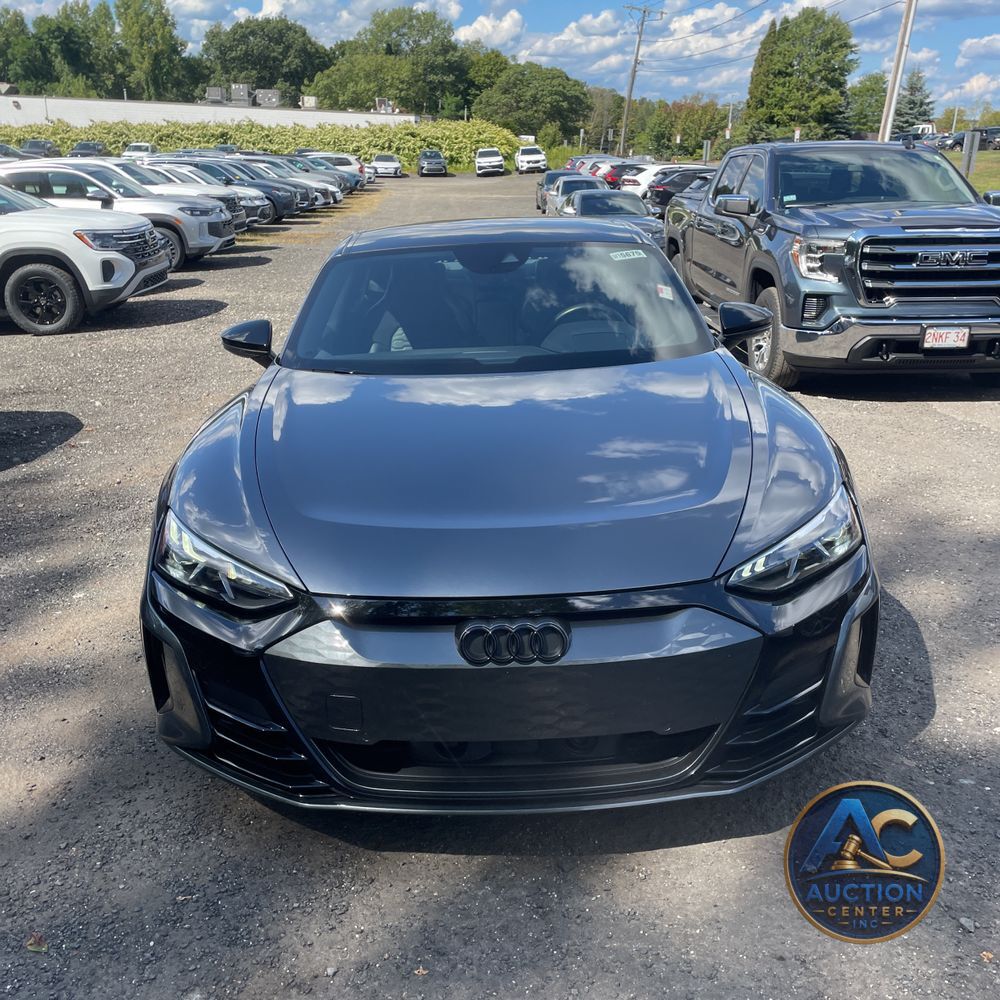 2023 Audi e-tron GT Premium Plus