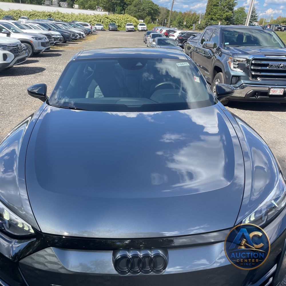 2023 Audi e-tron GT Premium Plus