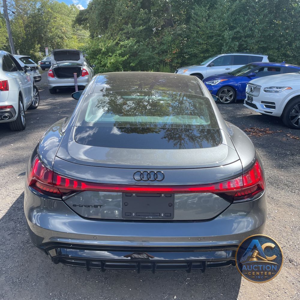 2023 Audi e-tron GT Premium Plus