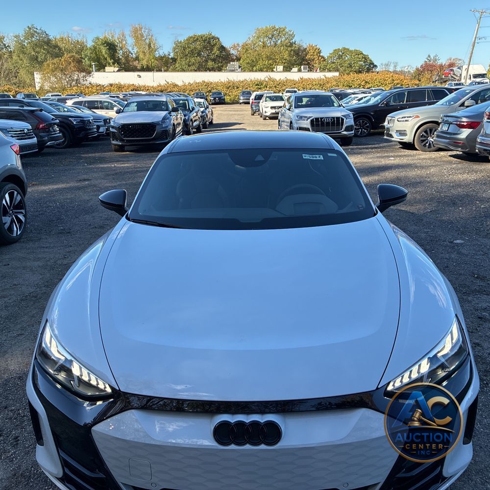 2023 Audi e-tron GT Prestige