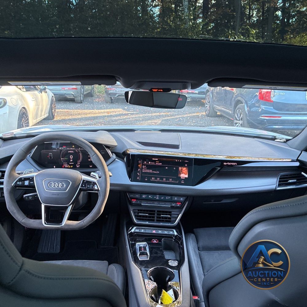 2023 Audi e-tron GT Prestige