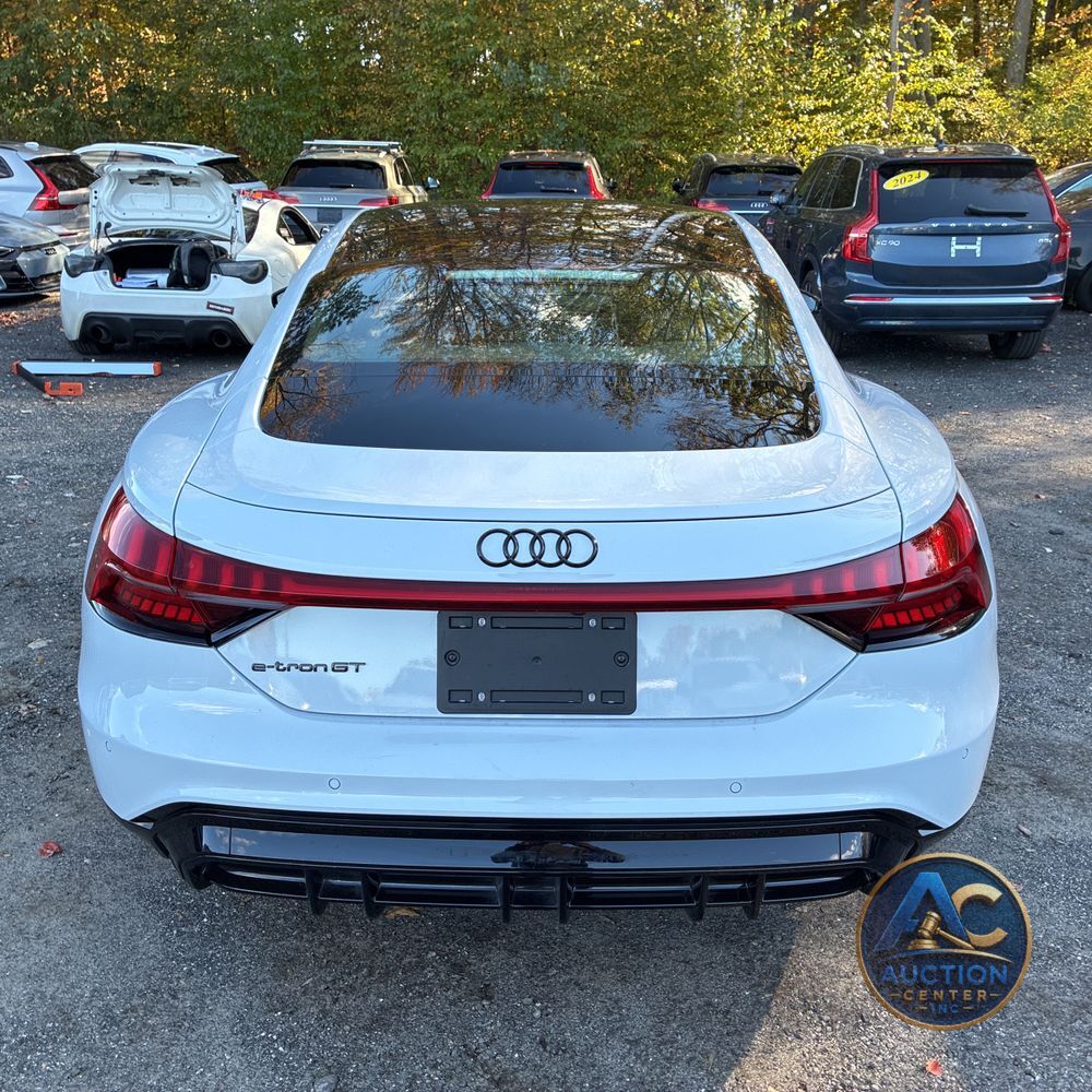2023 Audi e-tron GT Prestige