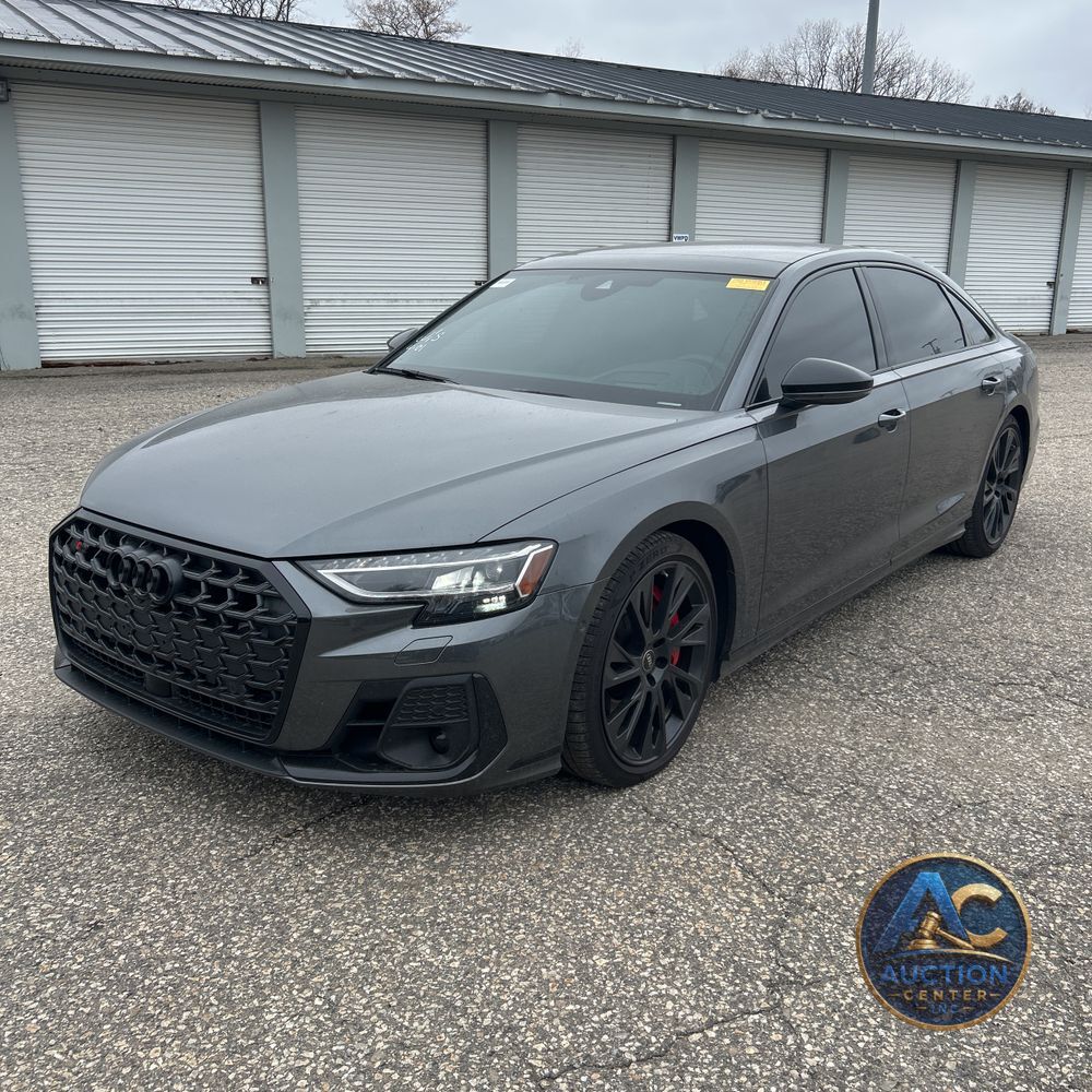 2025 Audi S8 TFSI quattro Tiptronic