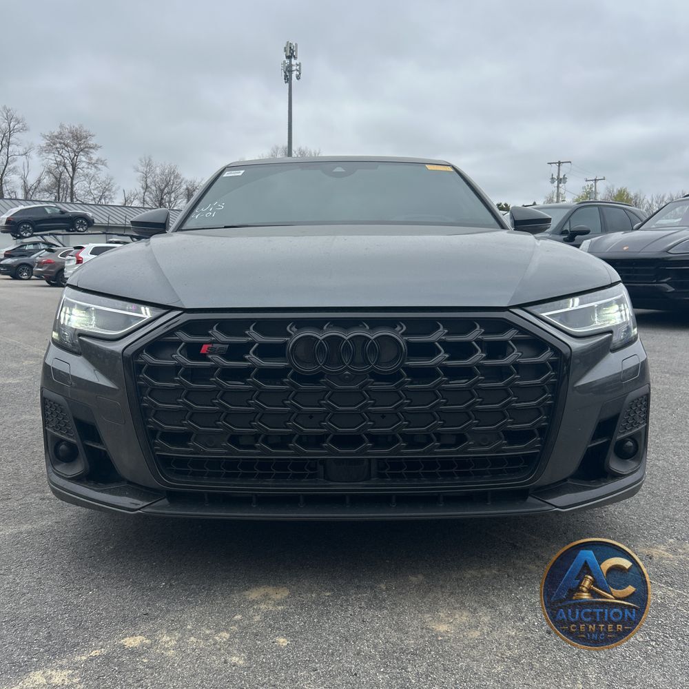 2025 Audi S8 TFSI quattro Tiptronic