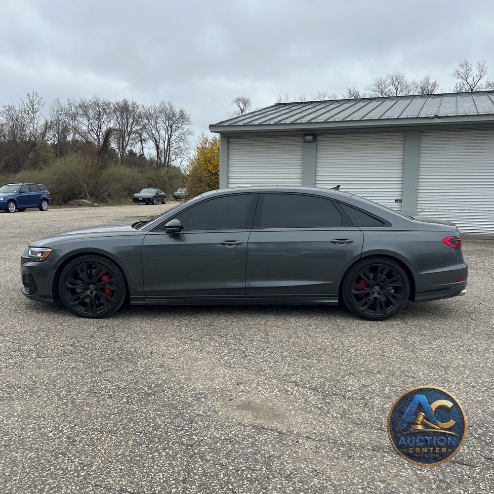 2025 Audi S8 TFSI quattro Tiptronic