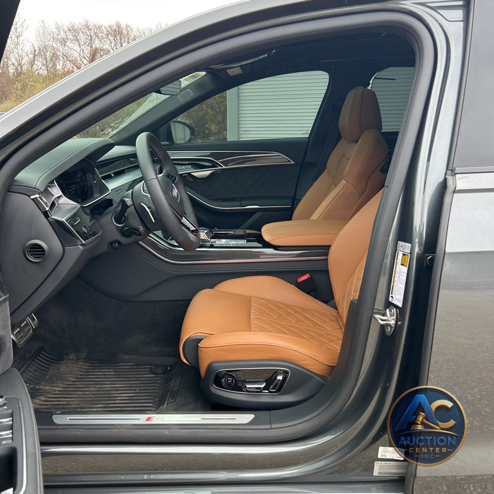 2025 Audi S8 TFSI quattro Tiptronic