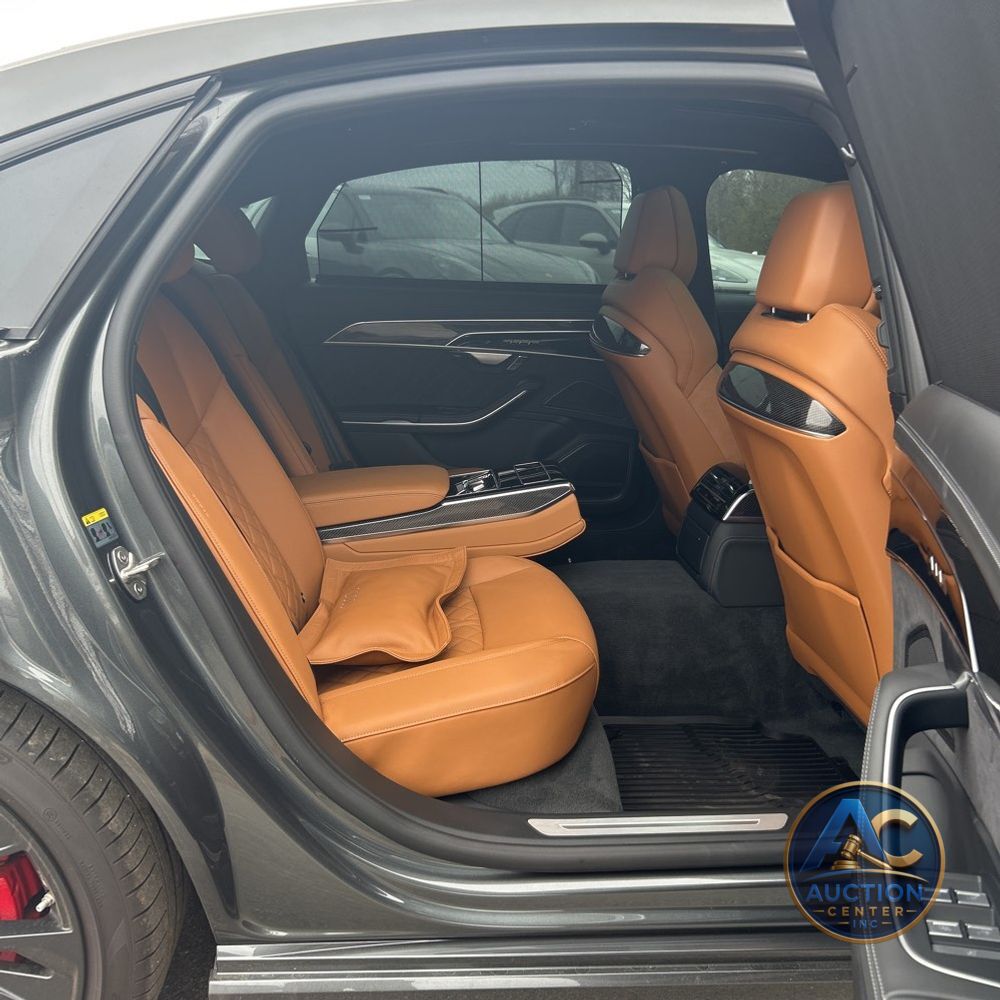 2025 Audi S8 TFSI quattro Tiptronic