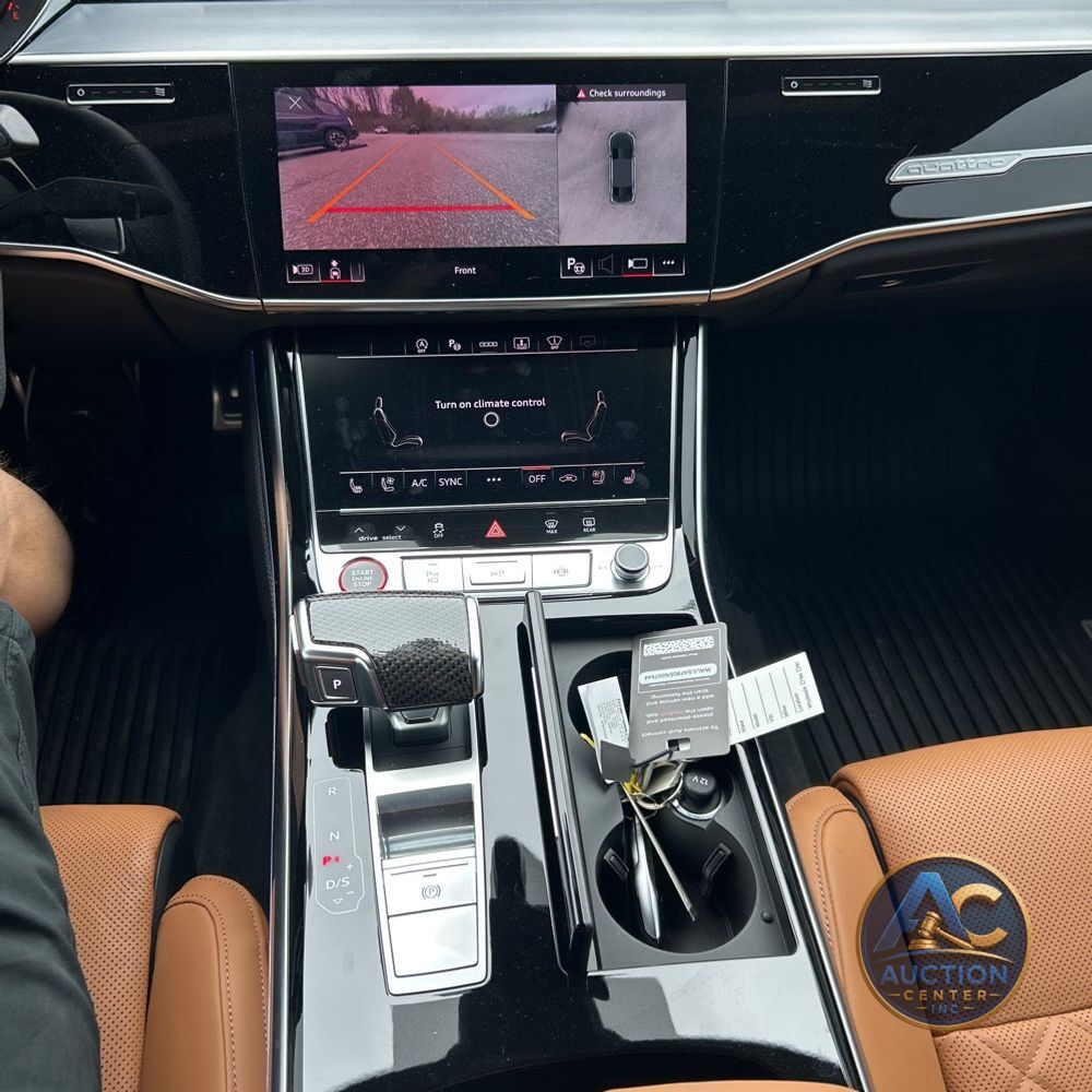 2025 Audi S8 TFSI quattro Tiptronic