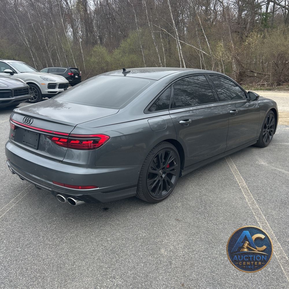 2025 Audi S8 TFSI quattro Tiptronic