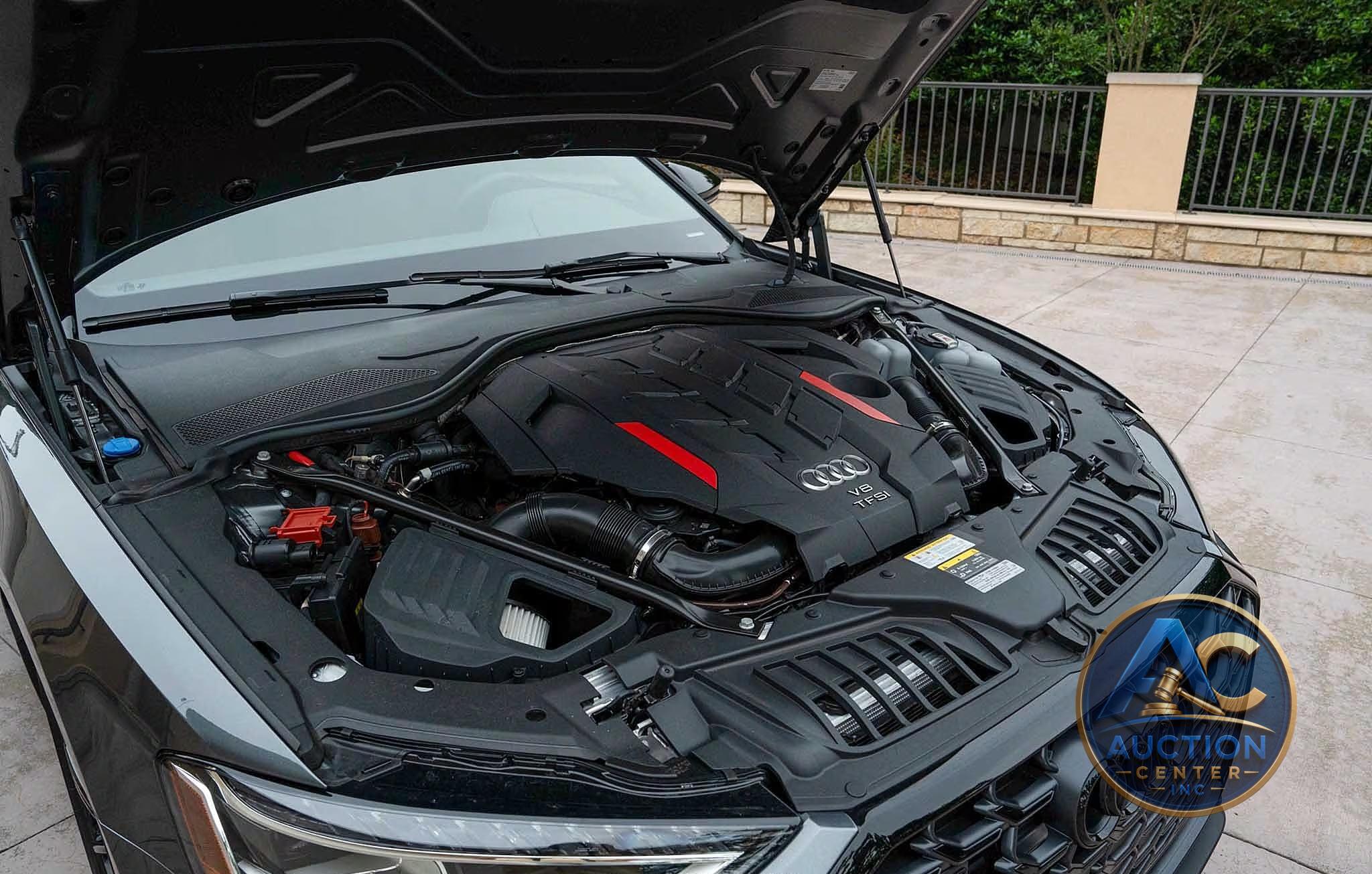 2023 Audi S8