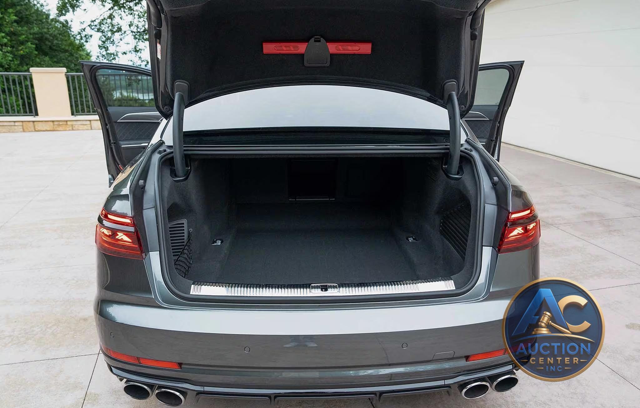 2023 Audi S8