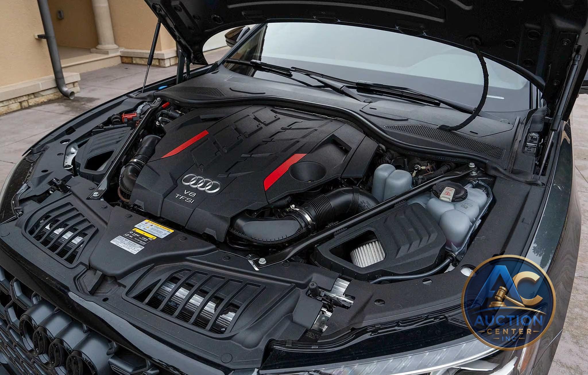 2023 Audi S8