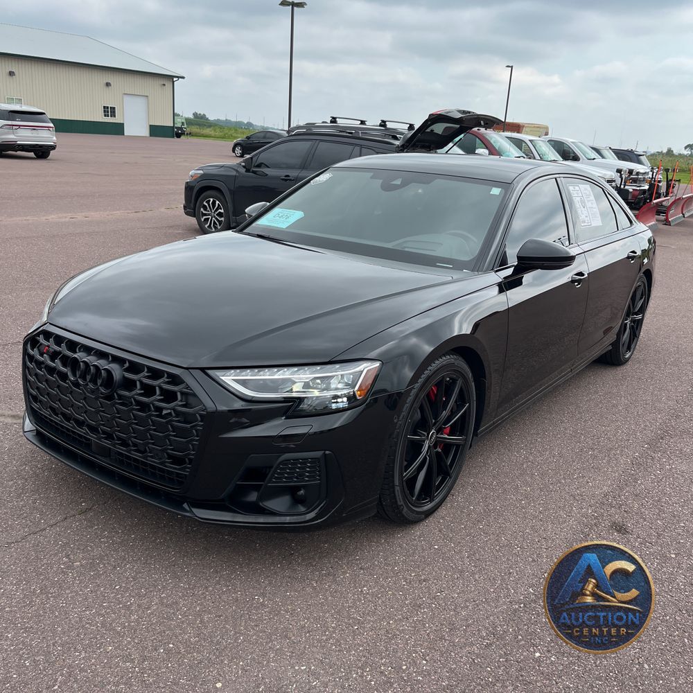2022 Audi S8 4.0T quattro