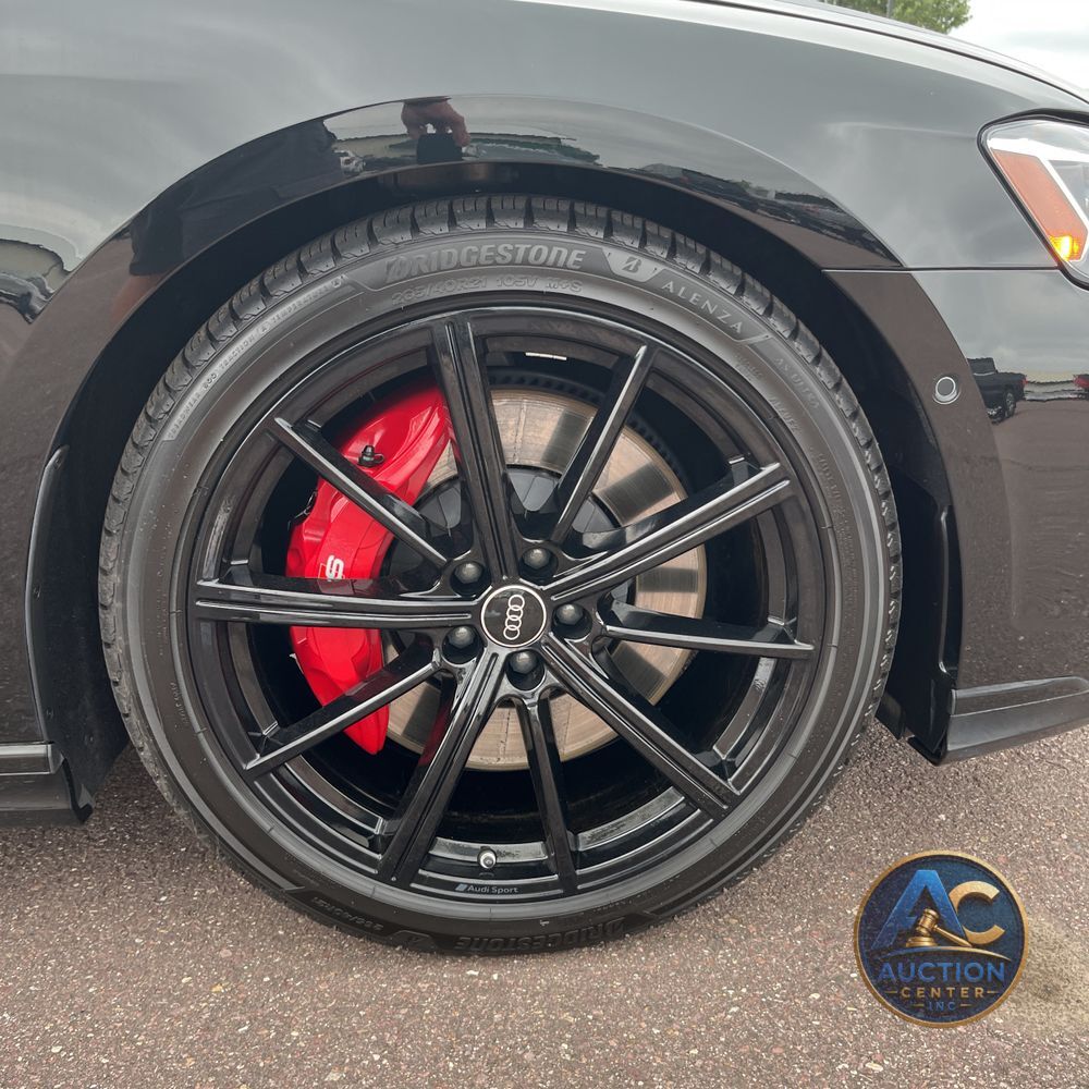 2022 Audi S8 4.0T quattro