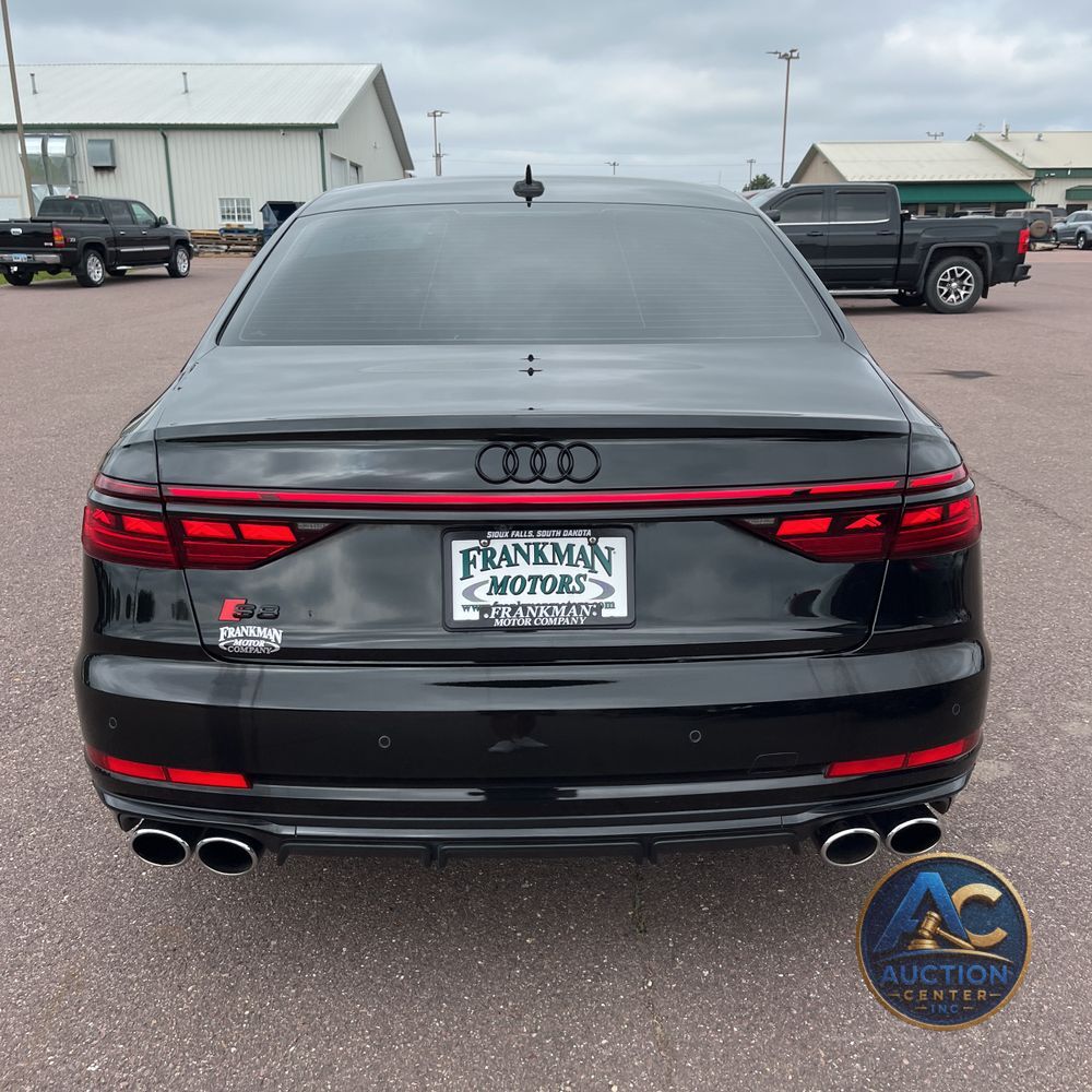 2022 Audi S8 4.0T quattro