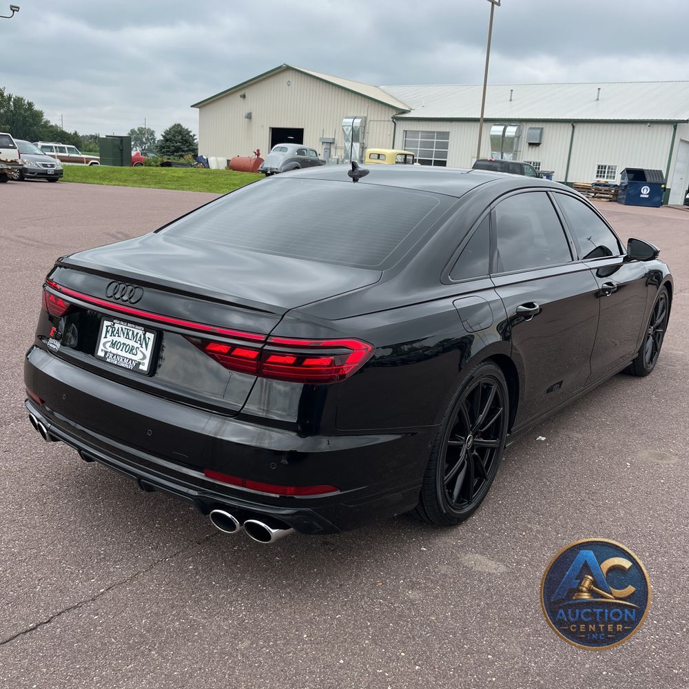 2022 Audi S8 4.0T quattro