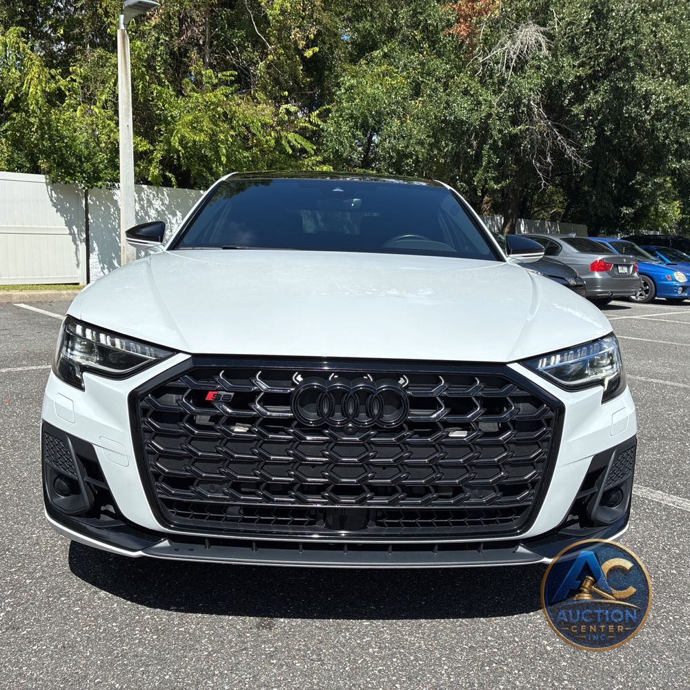 2023 Audi S8