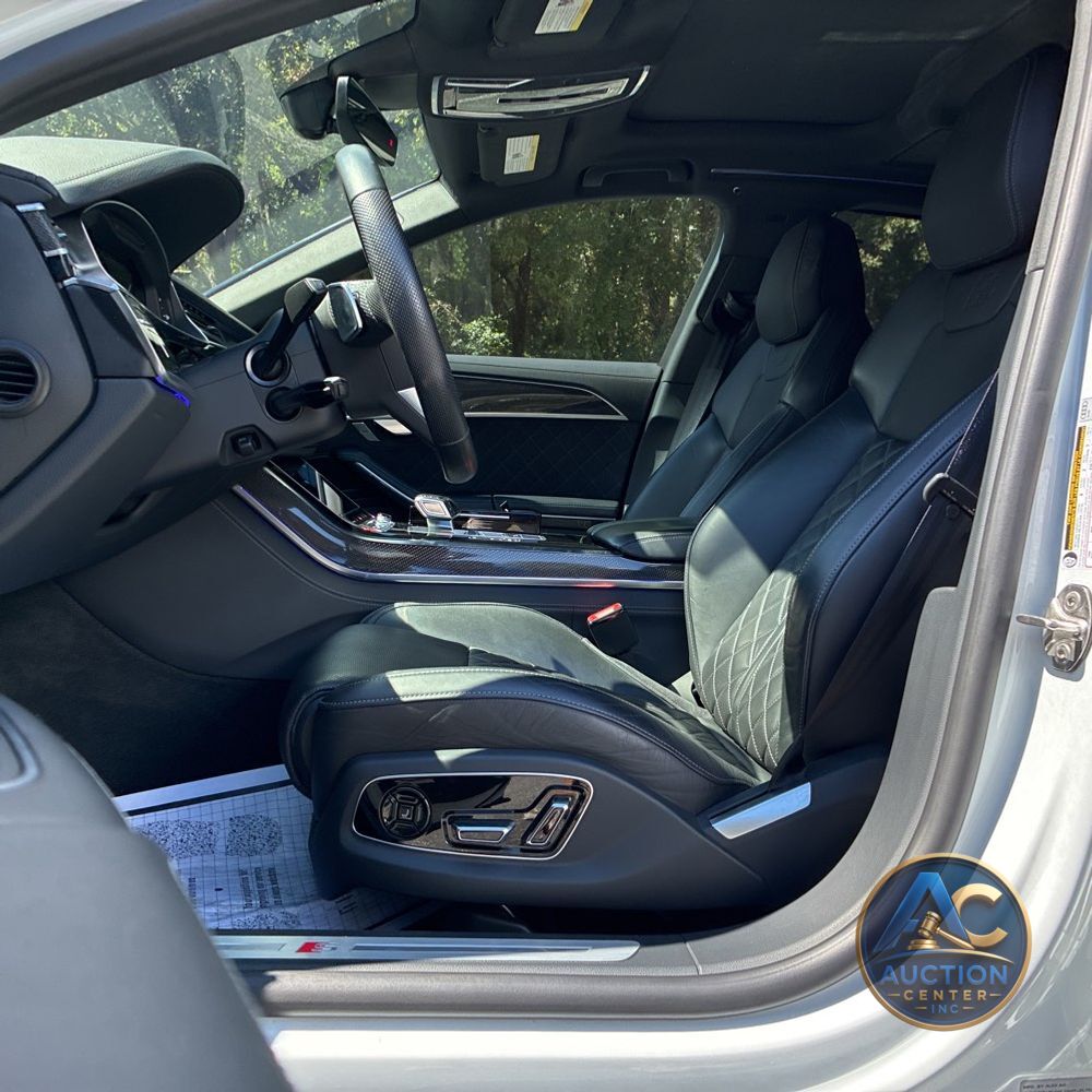 2023 Audi S8