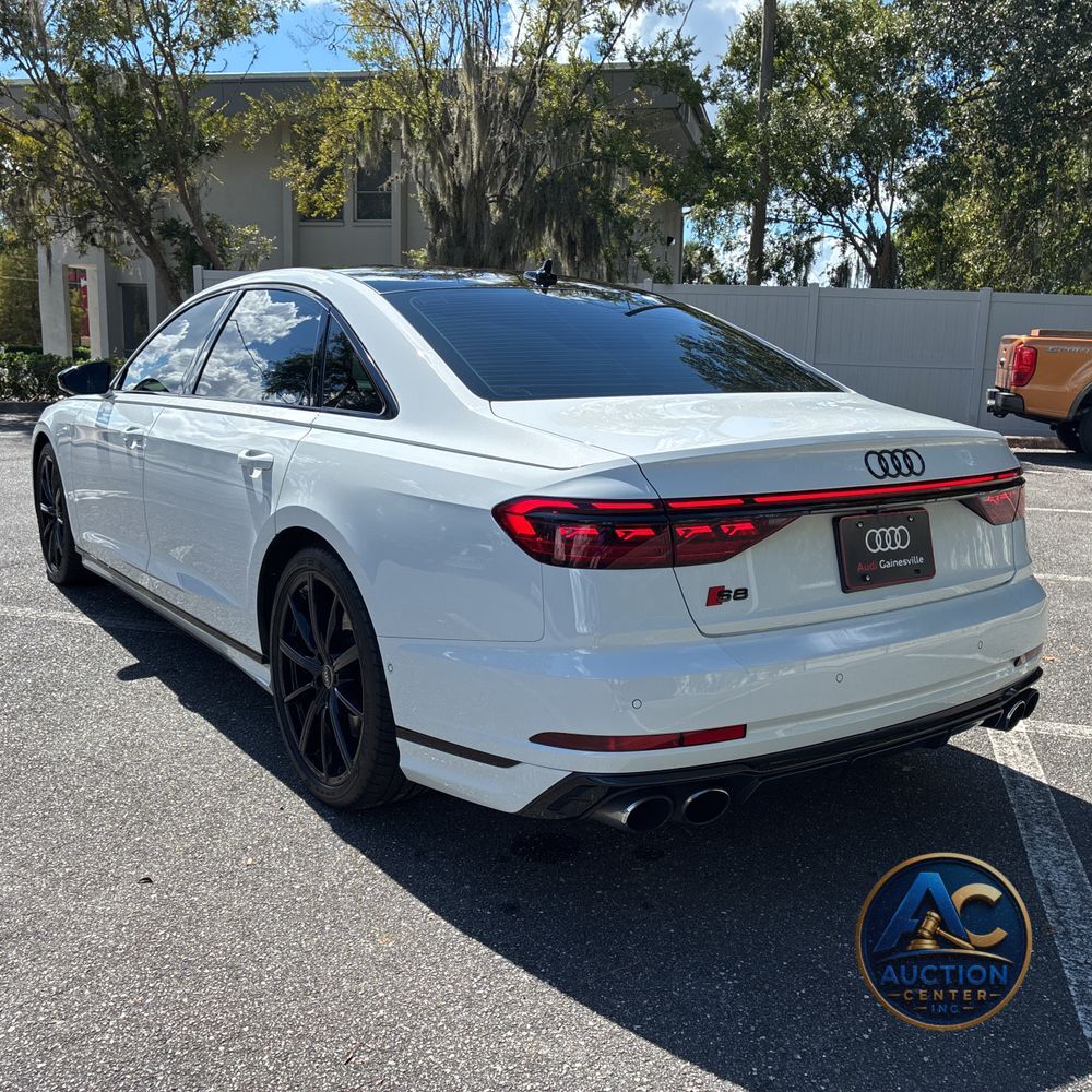 2023 Audi S8