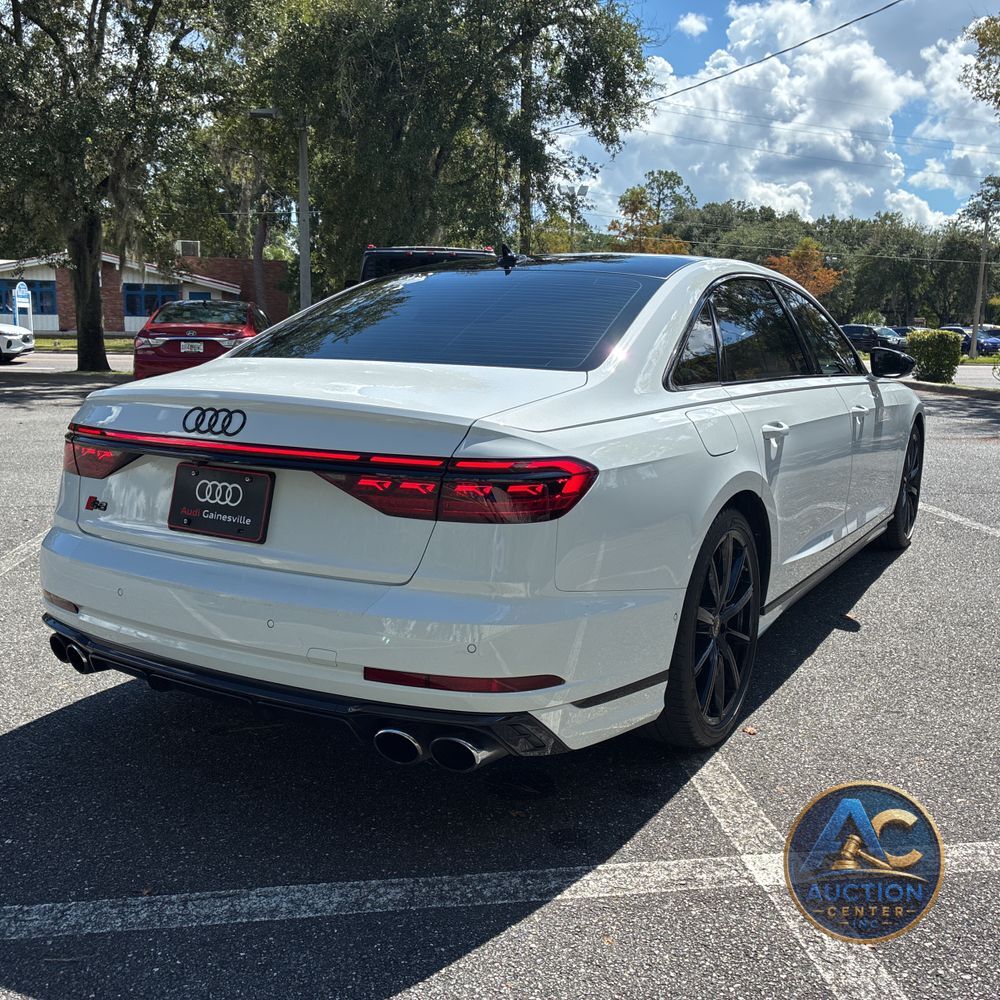 2023 Audi S8