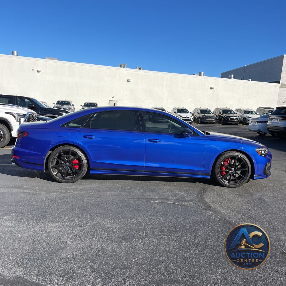 2023 Audi S8