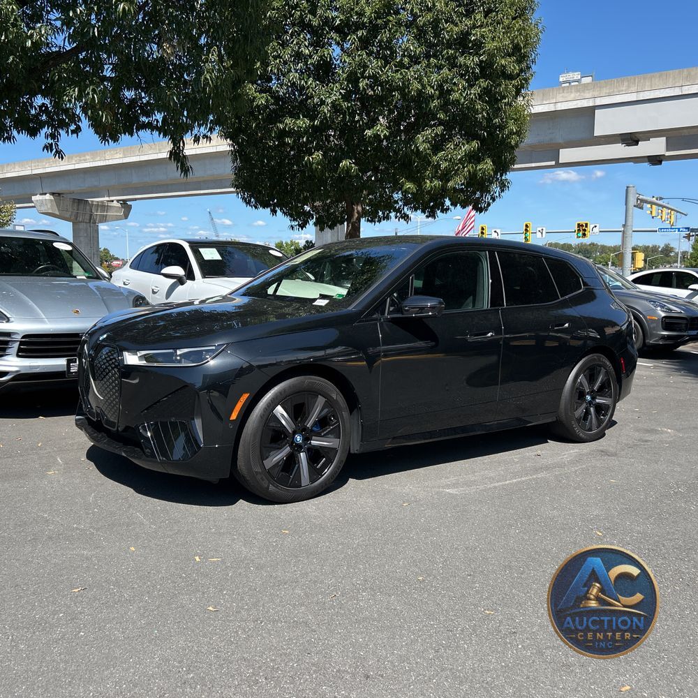 2025 BMW iX xDrive50