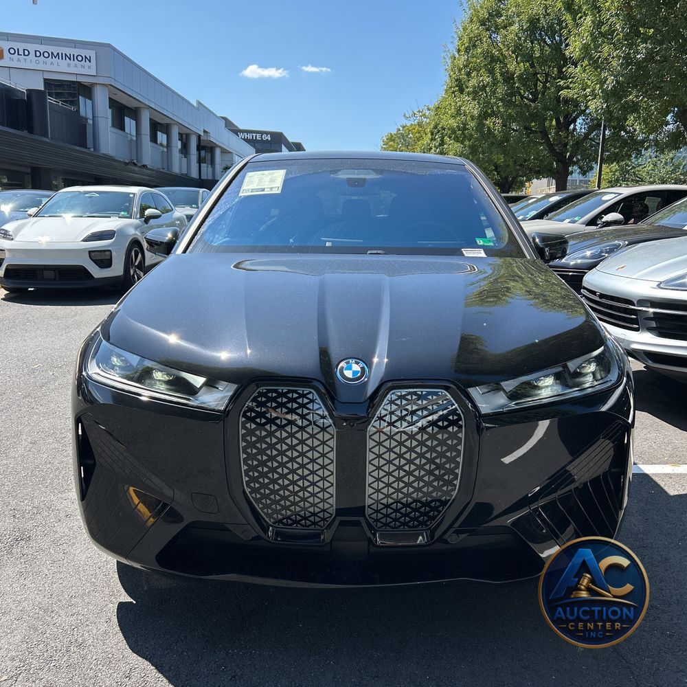 2025 BMW iX xDrive50