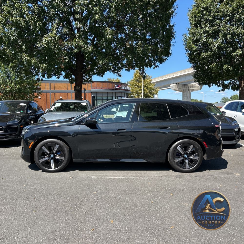2025 BMW iX xDrive50