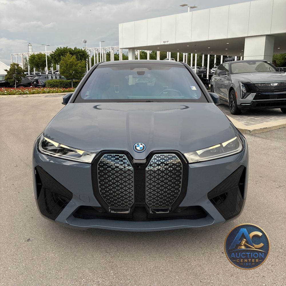 2024 BMW iX xDrive50