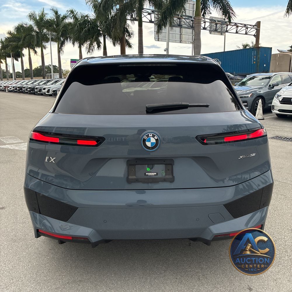 2024 BMW iX xDrive50