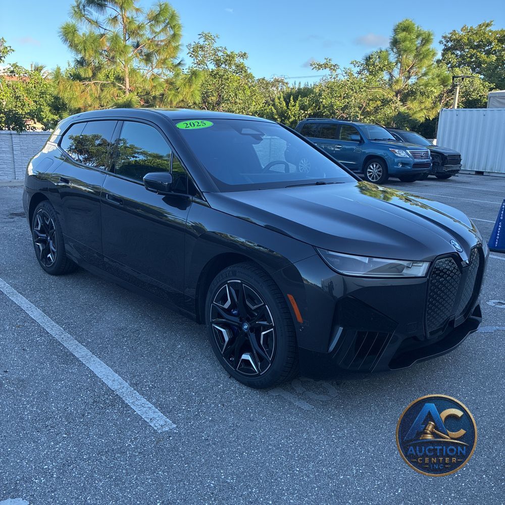 2025 BMW iX xDrive50