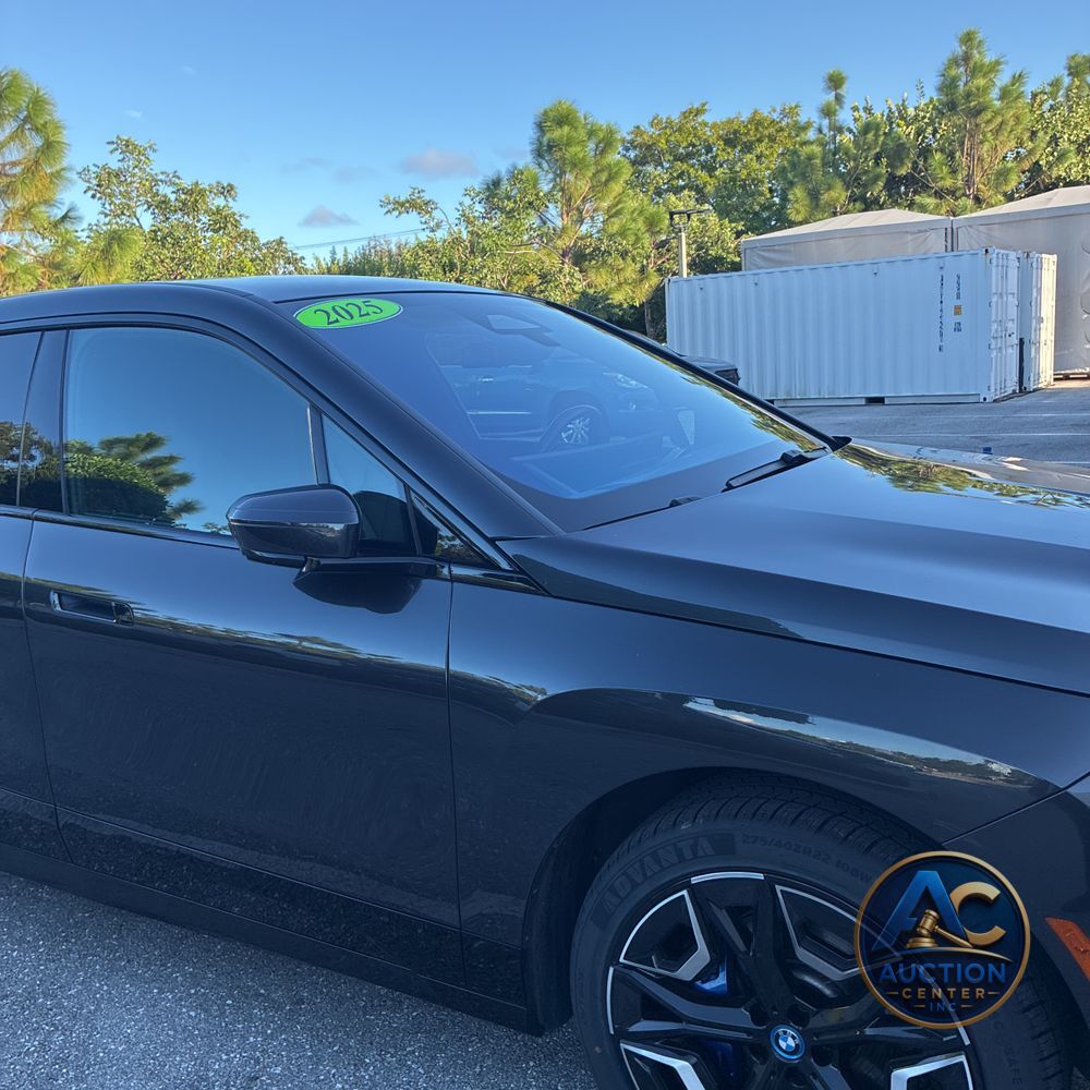 2025 BMW iX xDrive50