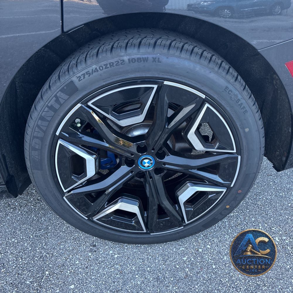 2025 BMW iX xDrive50