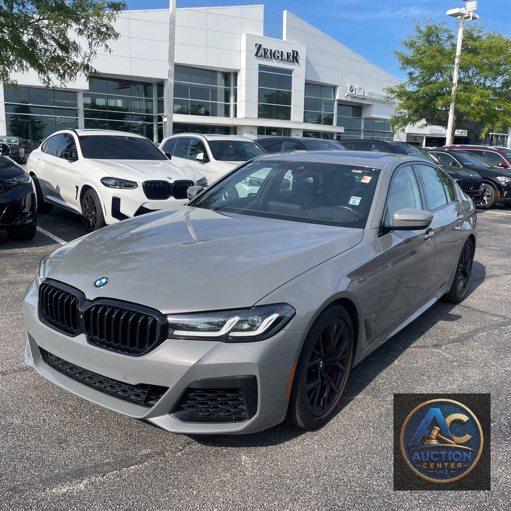 2022 BMW 5-Series M550xi
