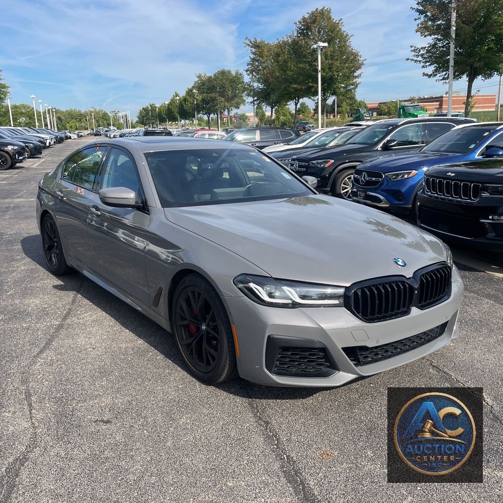 2022 BMW 5-Series M550xi