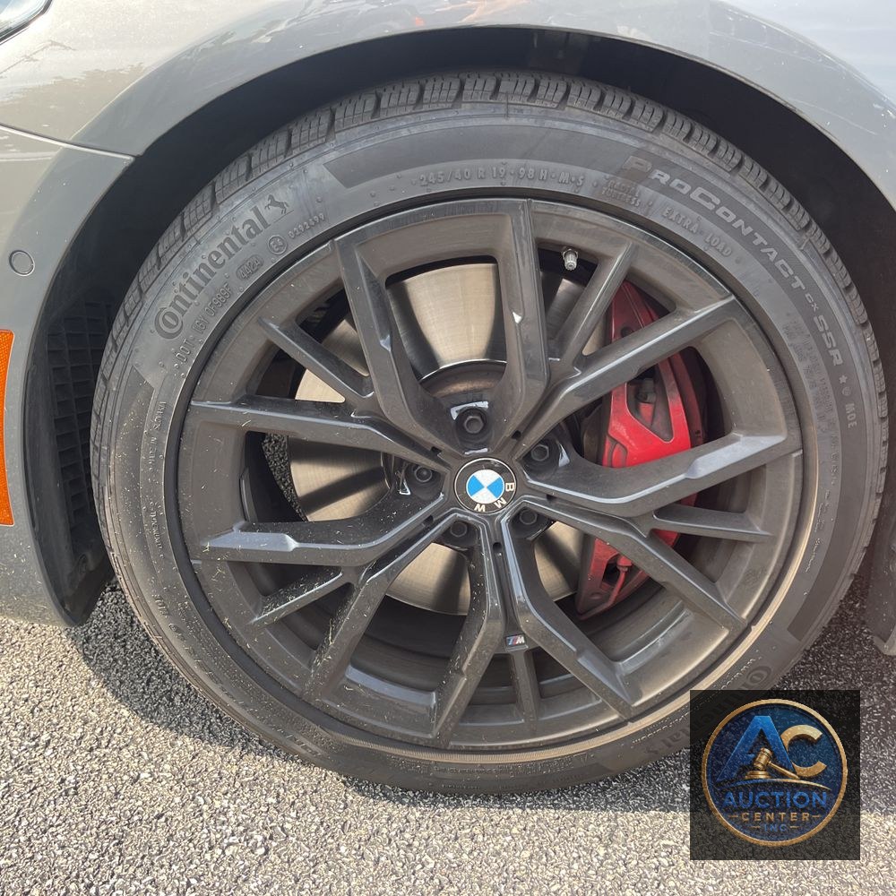 2022 BMW 5-Series M550xi