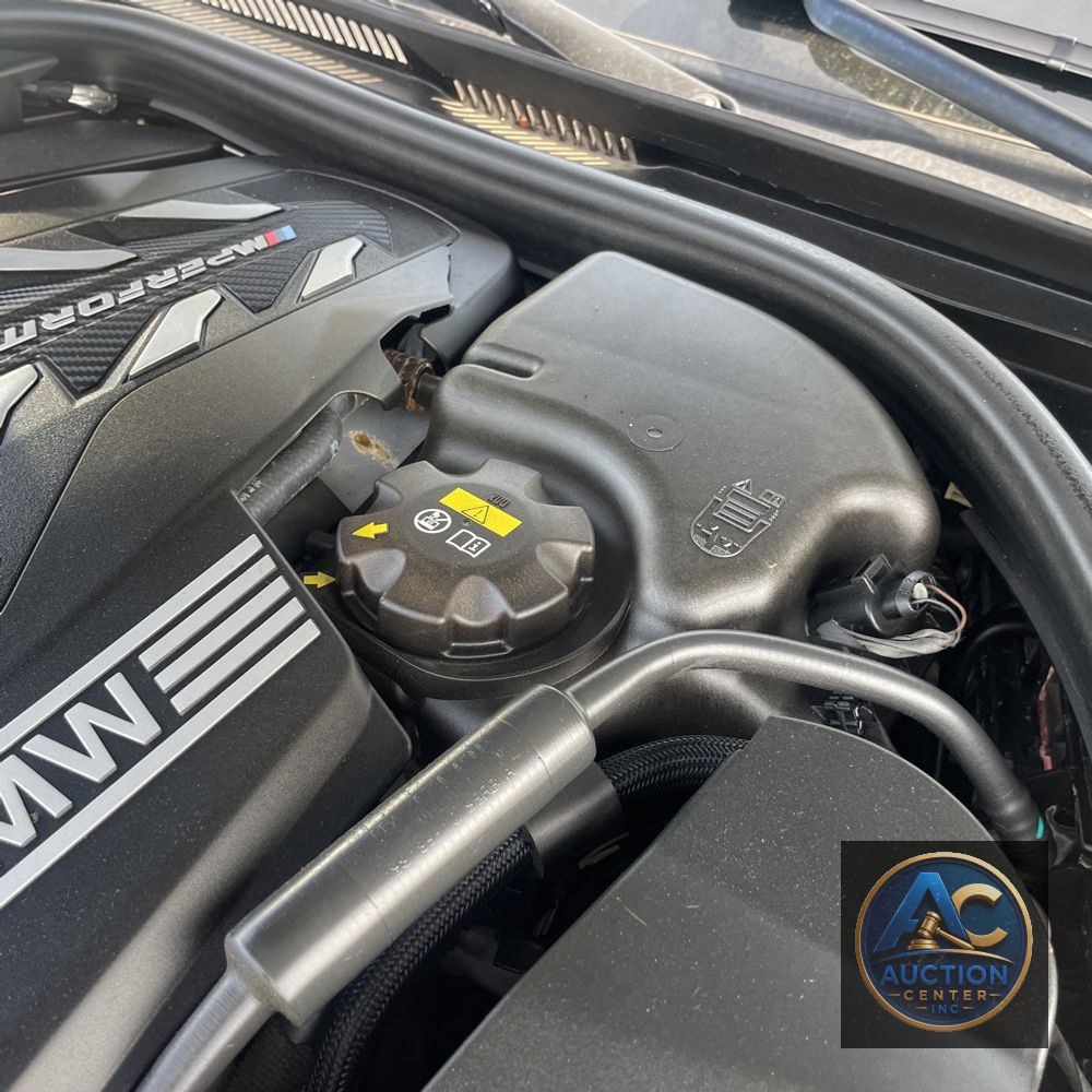 2022 BMW 5-Series M550xi