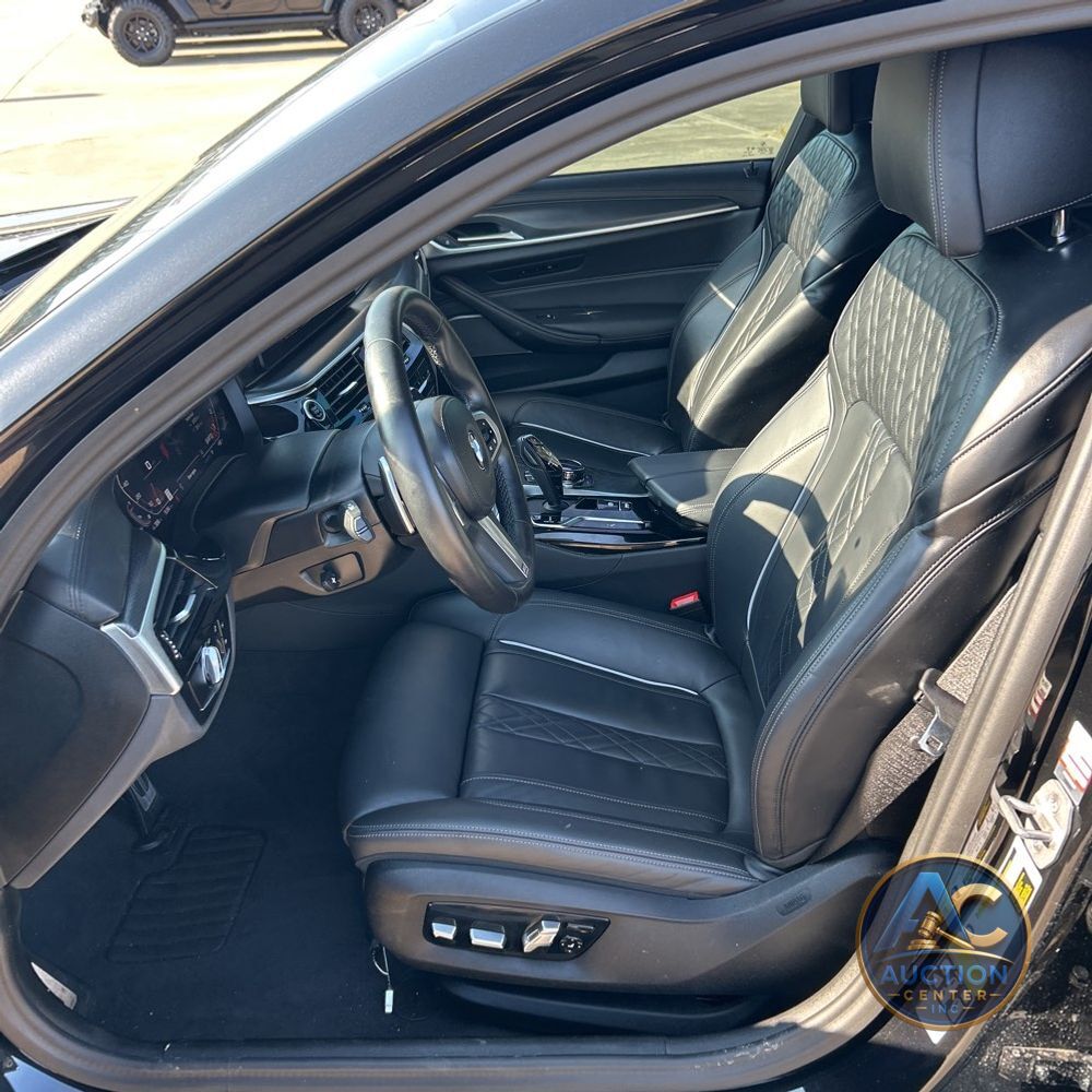 2023 BMW 5-Series M550xi