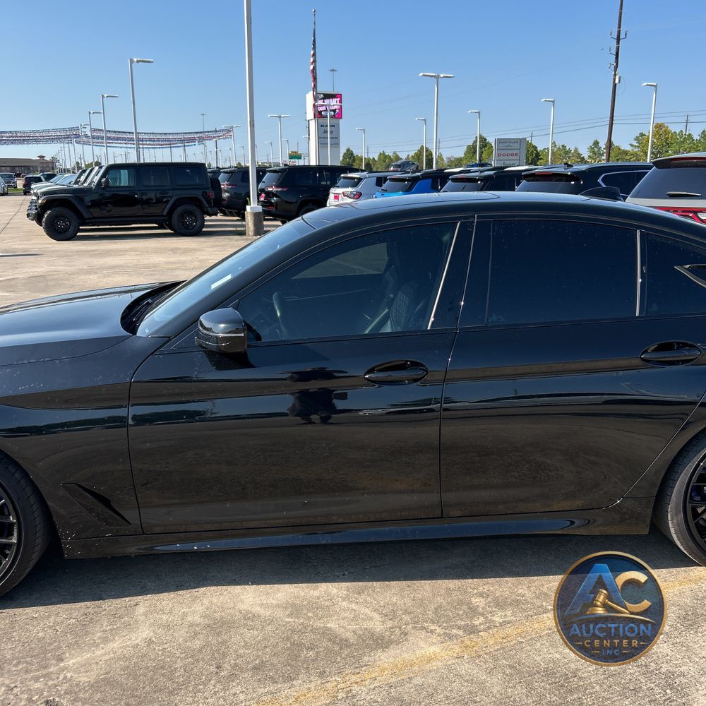 2023 BMW 5-Series M550xi