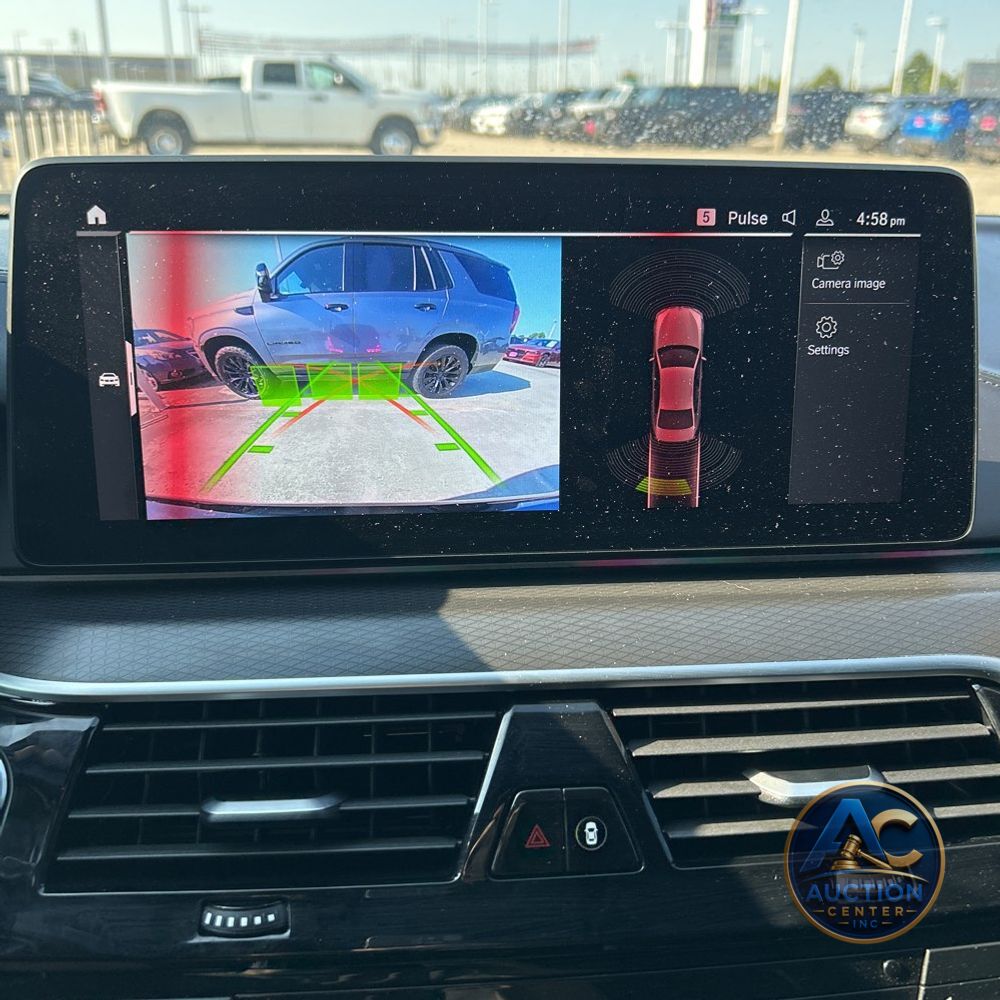 2023 BMW 5-Series M550xi