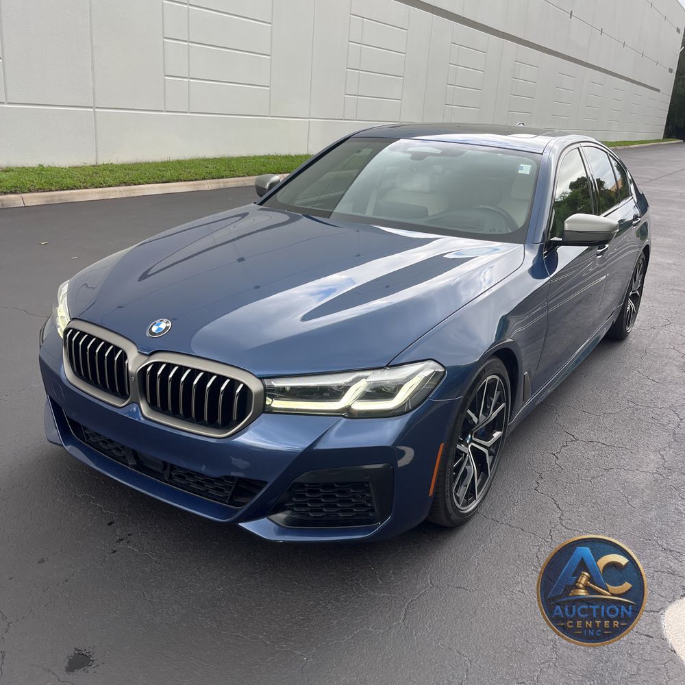 2021 BMW 5-Series M550xi