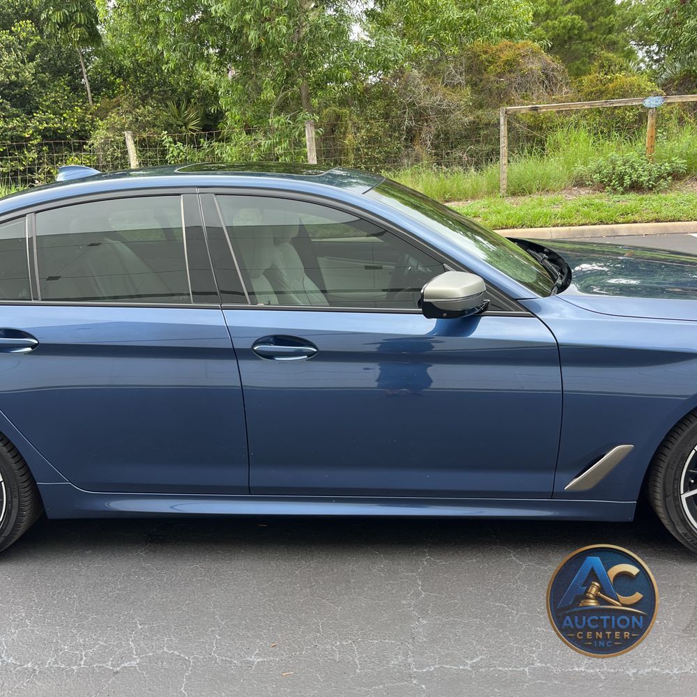2021 BMW 5-Series M550xi