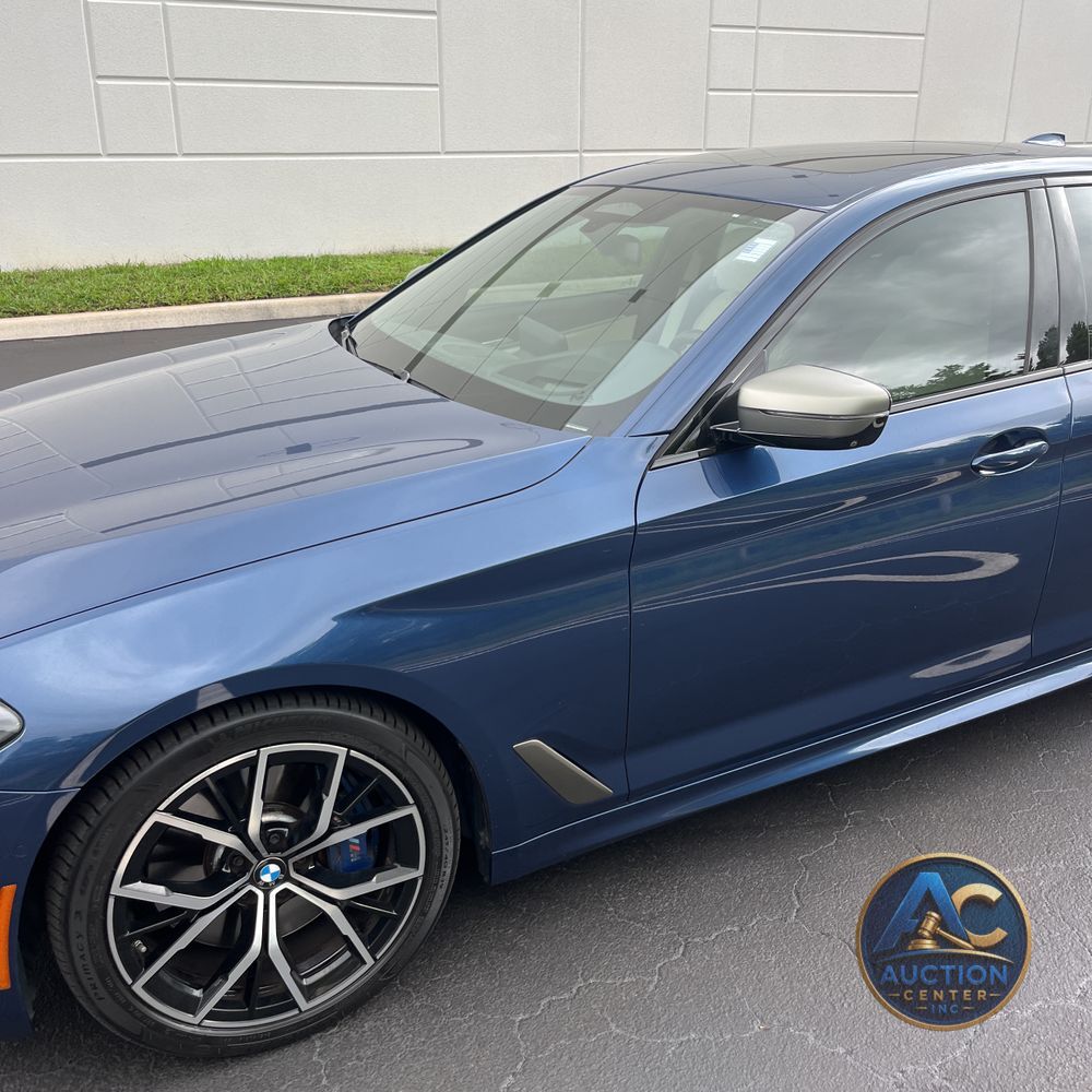 2021 BMW 5-Series M550xi